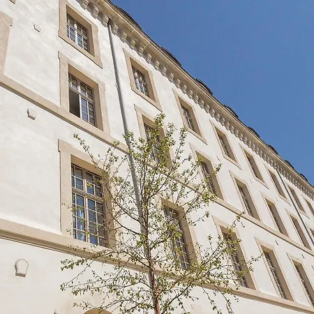 Appart'city Confort Centre 3*