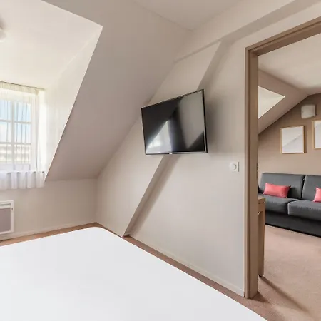 Appart'city Confort Centre 3* Reims