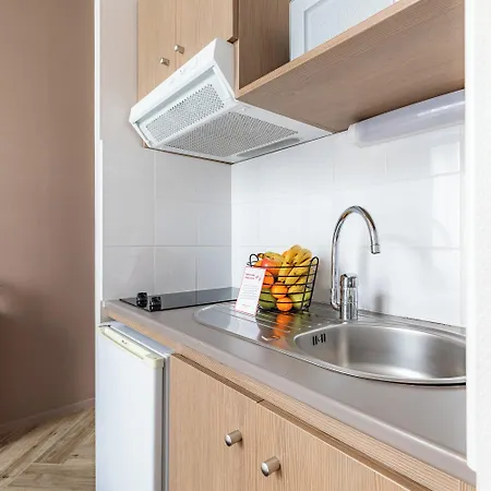 Aparthotel Appart'city Confort Centre Reims