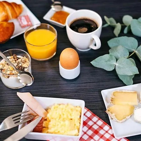 Appart'city Confort Centre 3* Reims