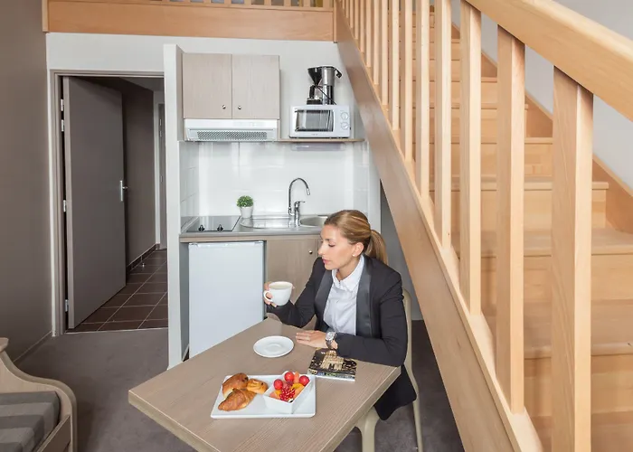 Appart'city Confort Centre 3*